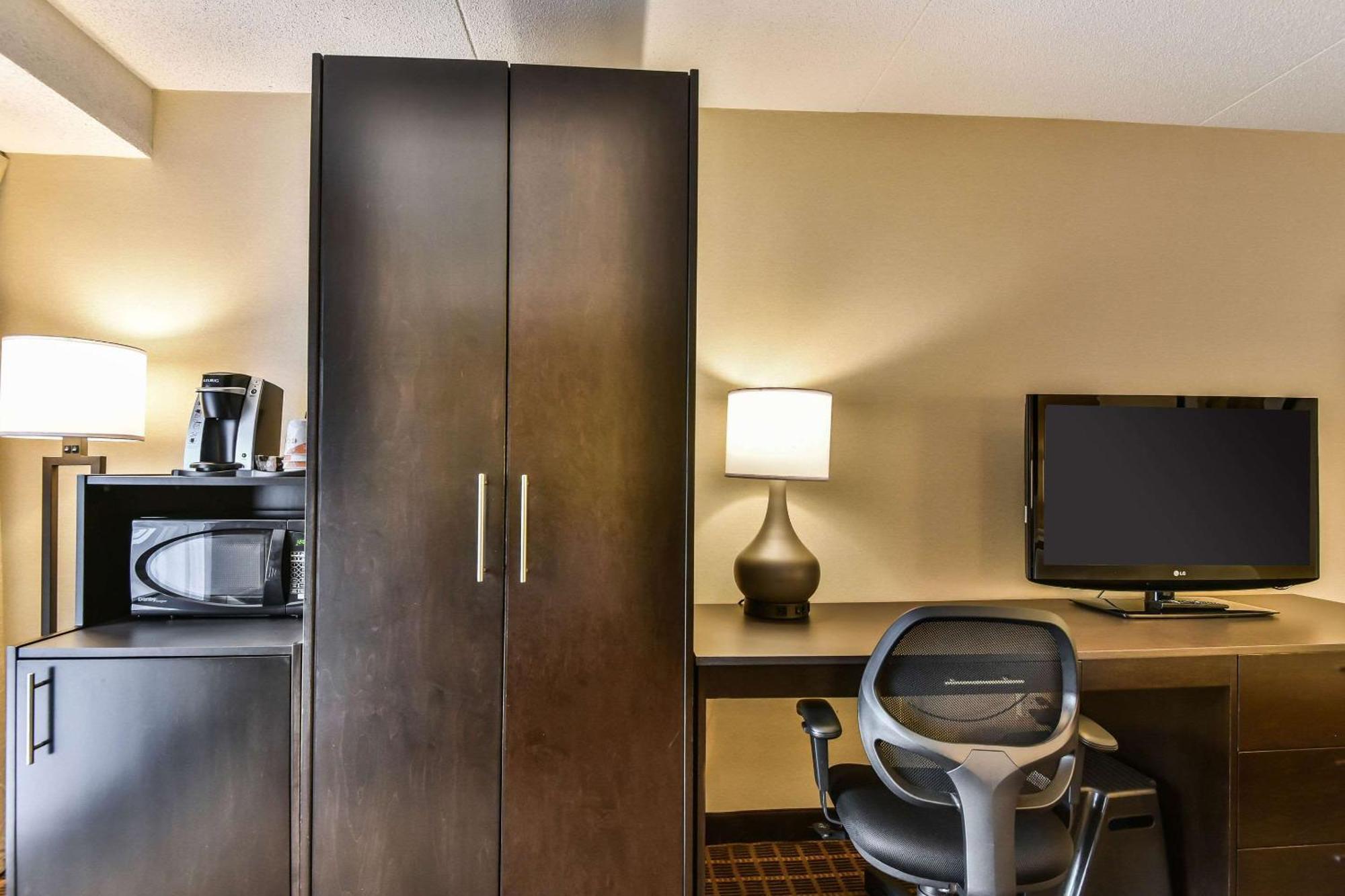 Comfort Inn Windsor Exteriér fotografie